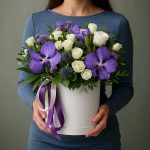 Коробки с орхидеями